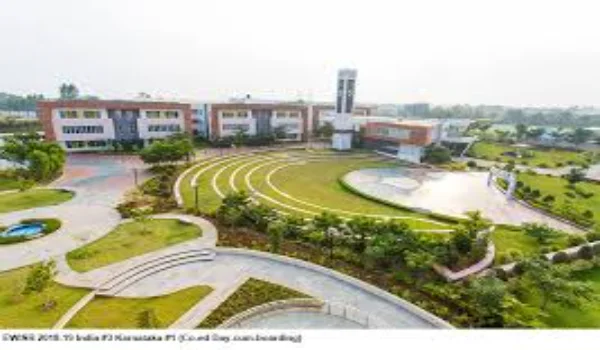 Featured Image of Greenwood High International School